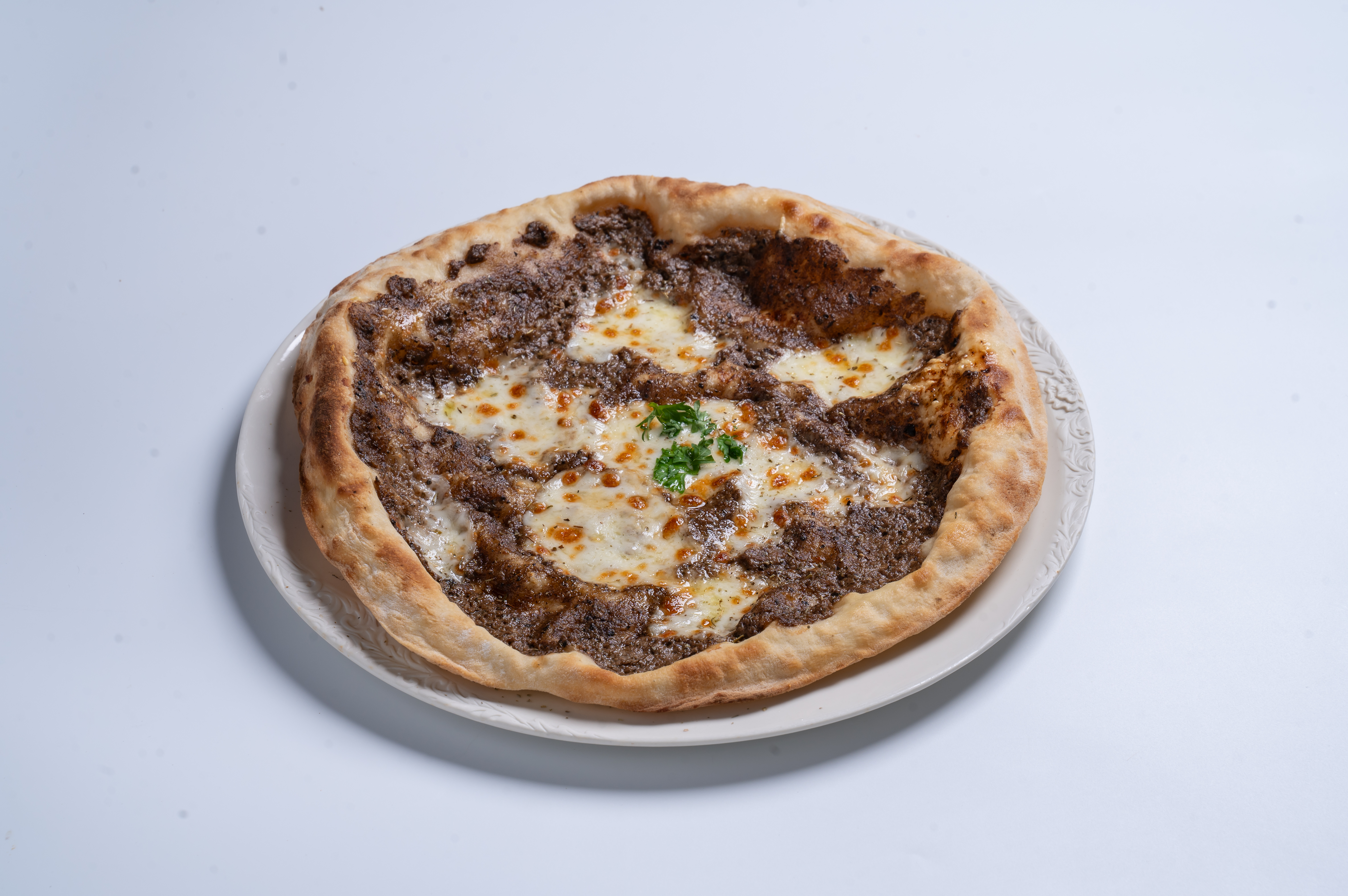 Wood-fired truffle pizza at Laciana By The Sea, best pizza beachfront restaurant Hua Hin